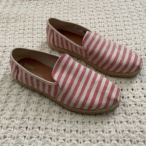 Striped TOMS